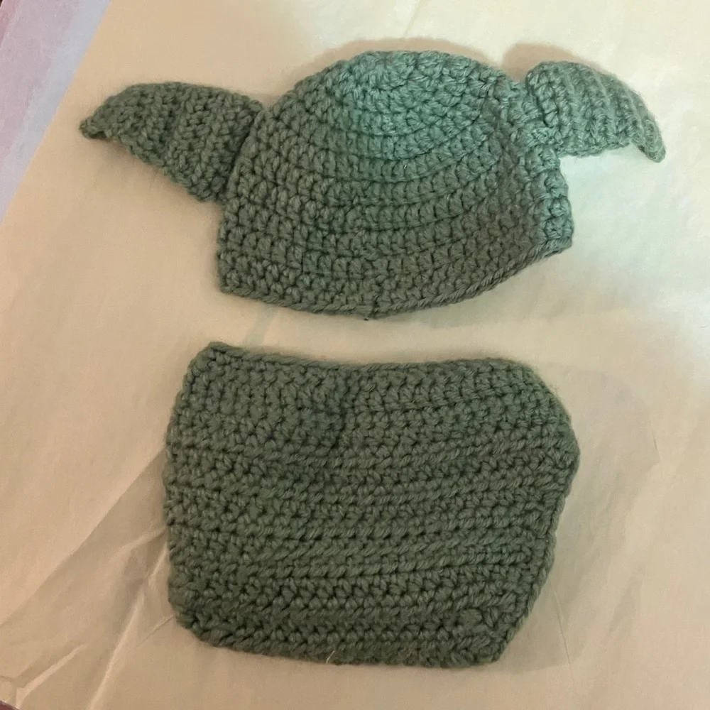 Baby Ewok crochet 2 piece set for newborn unworn handmade Star Wars babies
